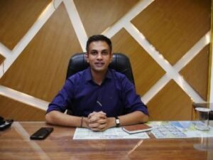 रीवा05दिसम्बर24*सड़कों की सफाई के लिए अत्याधुनिक मैकेनाइज्ड रोड़ स्वीपिंग मशीन तैनात-डॉ सोनवणे*