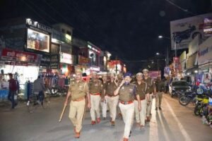 बाराबंकी05दिसम्बर24*जनपद में शान्ति, सुरक्षा व कानून व्यवस्था बनाये रखने हेतु पुलिस