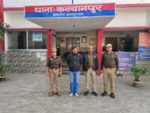 कानपुर नगर06दिसम्बर24*अपराध एवं अपराधियों के विरूद्ध चलाये जा रहे अभियान के क्रम में01 नफ़र वारण्टी अभियुक्त गिरफ्तार