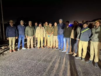 वाराणसी07दिसम्बर24*लोडर चालक की हत्या में कुल 5 आरोपी गिरफ्तार, तीन की पुलिस को तलाश