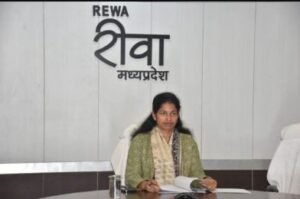 रीवा07दिसम्बर24*कलेक्टर ने 6 लापरवाह अधिकारियों को दिया नोटिस*