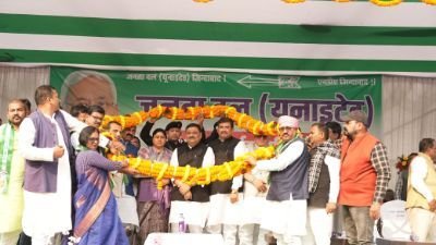 पूर्णिया बिहार 7 दिसंबर 24* नीतीश जी ने महात्मा गांधी और राजा राम मोहन राय के सपनो को किया साकार, मिले उन्हें भारत रत्न : संतोष कुशवाहा।