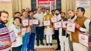 कौशाम्बी09दिसम्बर24*पूर्व राष्ट्रीय अध्यक्ष सोनिया के जन्मदिन पर कांग्रेसी नेताओं ने किया रक्तदान*