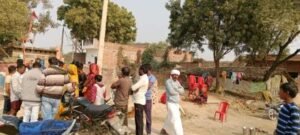 कौशाम्बी10दिसम्बर24*बीच बचाव करने गए युवक की लाठी लगने से हुई मौत,कई घायल*