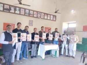 मथुरा14दिसम्बर24*विधानसभा के घेराव को लेकर महानगर अध्यक्ष विक्रम बाल्मीकि के नेतृत्व में मथुरा में कांग्रेसियों ने भरी हुंकार*