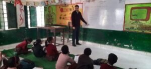 कौशाम्बी20दिसम्बर24*प्राथमिक विद्यालय थॉभा का डीएम ने किया आकस्मिक निरीक्षण दिये आवष्यक दिषा-निर्देष*