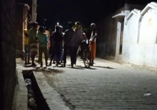 कौशांबी22दिसम्बर24*अराजक तत्व एकत्रित होकर बहन बेटियों के ऊपर कसते हैं फबतिया* कौशांबी22दिसम्बर24*अराजक तत्व एकत्रित होकर बहन बेटियों के ऊपर कसते हैं फबतिया*