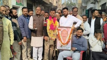 पंजाब23दिसम्बर24*इलाके की सुख शांति को लेकर भजन गायन व श्री हनुमान चालीसा का पाठ किया