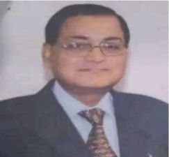 पूर्णिया बिहार 23 दिसंबर 24* मशहूर व मारूफ शख्सियत डॉक्टर एस‌ पी सिंह के निधन पर विजय खेमका ने किया ग़म का इजहार ।