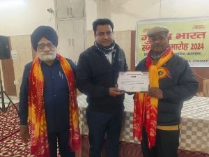 दिल्ली23दिसम्बर24*'गुलाब भारत सम्मान-2024' में किया गया विशिष्ट एवं वरिष्ठ नागरिकों का सम्मान