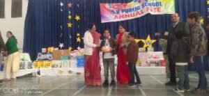 जयपुर24दिसम्बर24*एस. वी. पब्लिक स्कूल में मेले की धूम