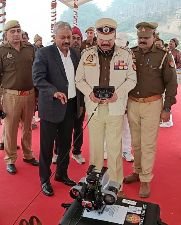 महाकुम्भनगर25दिसम्बर24*महाकुम्भ में पहली बार श्रद्धालुओं की सुरक्षा के लिए अंडर वॉटर ड्रोन होगा तैनात* महाकुम्भनगर25दिसम्बर24*महाकुम्भ में पहली बार श्रद्धालुओं की सुरक्षा के लिए अंडर वॉटर ड्रोन होगा तैनात*