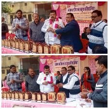 औरैया26दिसम्बर24*नेहरू युवा केंद्र का खेलकूद कार्यक्रम नगर पालिका इंटर कॉलेज में हुआ।