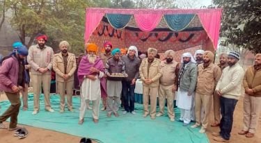 पंजाब27दिसम्बर24*साहिबजादों की शहादत को समर्पित थाना बहाववाला ने दूध का लंगर लगाया