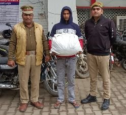 मथुरा 28 दिसंबर 2024*गांजा की तस्करी करने बाला 01 नफ़र अभियुक्त गिरफ्तार। मथुरा 28 दिसंबर 2024*गांजा की तस्करी करने बाला 01 नफ़र अभियुक्त गिरफ्तार।