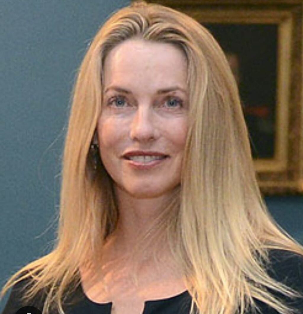 महाकुम्भनगर09जनवरी25*दुनिया की सबसे धनी महिलाओं में से एक, Apple की उत्तराधिकारी संगम में डुबकी लगायेंग।