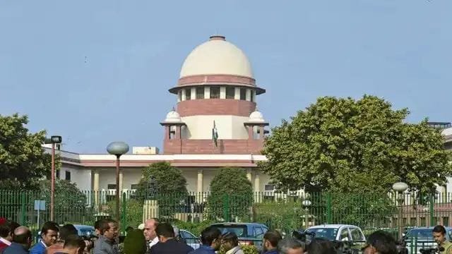 दिल्ली29जनवरी25*मेडिकल एडमिशन में नहीं मिलेगा मूल निवासी वाला आरक्षण, SC ने सुनाया बड़ा फैसला*