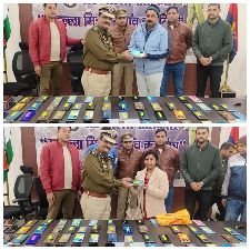 कानपुर नगर01जनवरी25*खोये हुये मोबाइल फोन पाकर खिल उठे लोगों के चेहरे।