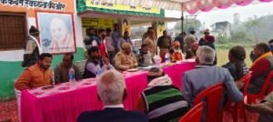 रायबरेली04जनवरी25*ग्राम पंचायत मुरैनी में पुलिस ग्राम चौपाल आयोजन कोतवाल ने सुनी लोगों की समस्याएं