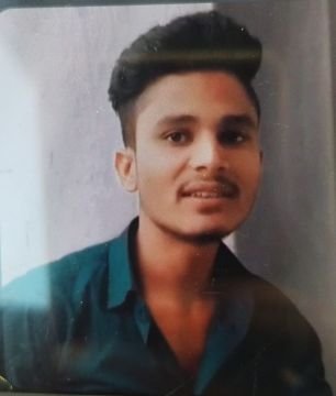 महोबा05जनवरी25*प्रेम कहानी के चक्कर में छात्र की हत्या का खुलासा।