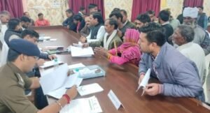 लखनऊ05जनवरी25*तहसील प्रशासन की उदासीनता के कारण बार बार शिकायत के लिए ग्रामीण मजबूर*