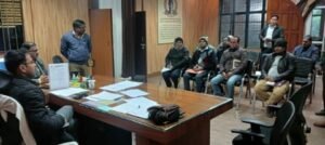 कौशांबी07जनवरी25*राम वनगमन मार्ग के डायवर्जन पर रिफलेक्टर साइनेज,सकेंतक बोर्ड अवश्य लगवाये--डीएम*