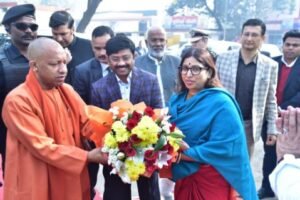 इलाहाबाद10जनवरी25*मुख्यमंत्री ने एसआरएन में नन्दी सेवा संस्थान द्वारा स्थापित "मां की रसोई" का किया उद्घाटन*