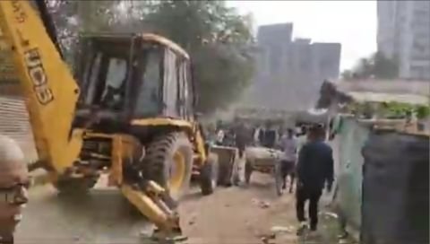 लखनऊ13जनवरी25*अवैध अतिक्रमण के खिलाफ LDA ने चलाया अभियान।