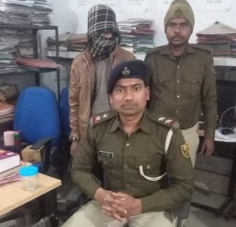 पूर्णियां बिहार13दिसंबर25*पुलिस की कार्रवाई। टीकापट्टी थाना एक स्मैक तस्कर को2.390 ग्राम स्मैक के साथ गिरफ्तार।