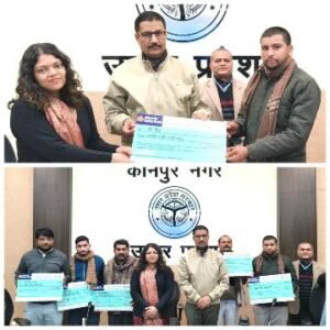 कानपुर नगर15जनवरी25*"नन्द बाबा दुग्ध मिशन"योजना अंतर्गत लाभार्थियों को अनुदान की चेक दी गयी।