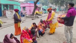 अयोध्या15जनवरी25*बालयोगी महंत रामदास द्वारा कंबल वितरण कर सांसद डिंपल यादव का मनाया गया जन्मदिन