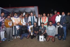 सुल्तानपुर16जनवरी25*सिंहराय क्लब को हराकर शिवालय क्लब ने जीती प्रतियोगिता*