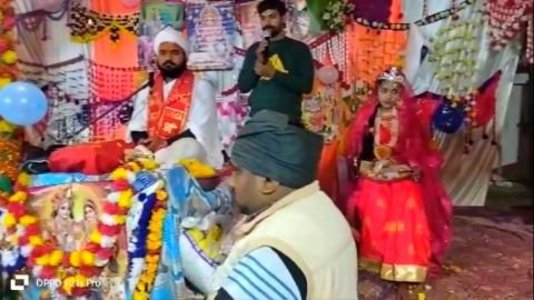 रायबरेली17जनवरी25*श्रीमद्भागवत कथा के दूसरे दिन कथा व्यास ने विभिन्न प्रसंगों का किया वर्णन श्रोता हुए मंत्र मुग्ध रायबरेली17जनवरी25*श्रीमद्भागवत कथा के दूसरे दिन कथा व्यास ने विभिन्न प्रसंगों का किया वर्णन श्रोता हुए मंत्र मुग्ध