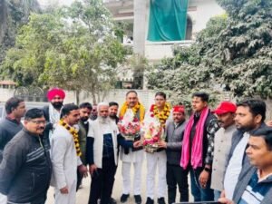 अयोध्या19जनवरी25*अधिवक्ता सभा के प्रदेश अध्यक्ष व सचिव का भेलसर चौराहे पर हुआ स्वागत