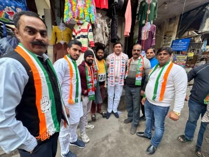 तुगलकाबाद19जनवरी25*Virender Bidhuri जी आज हरकेश नगर गांव में परिवारजनों के साथ बैठक का आयोजन किया,