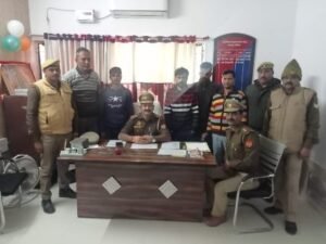 औरैया27जनवरी25*बेला थाना प्रभारी पंकज मिश्रा ने बस चालक के साथ लूट पाट व मारपीट करने वाले आरोपियों को किया गिरफ्तार,