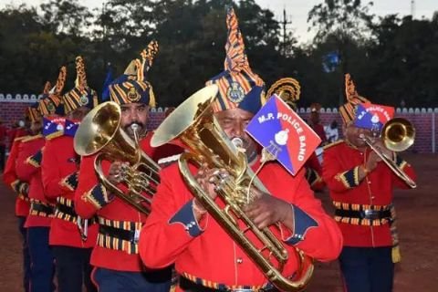 भोपाल मप्र29जनवरी25*राज्‍यपाल के मुख्‍य आतिथ्‍य में लाल परेड मैदान में बीटिंग द रिट्रीट समारोह आज*