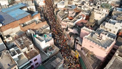 वाराणसी30जनवरी25*काशी में आज उमड़ा है बाबा के भक्तों का रेला*