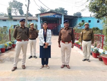 पूर्णिया बिहार31जनवरी25* श्रीमती पल्लवी आनंद ने केंद्रीय कारागार पूर्णिया का मासिक भृमण किया ।