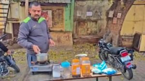 झांसी03फरवरी25* निलम्बित पुलिस इंस्पेक्टर ने खोली चाय की दुकान*