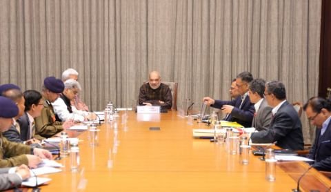 जम्मू कश्मीर05फरवरी25*लेफ्टिनेंट गवर्नर और शीर्ष अधिकारियों के साथ सुरक्षा समीक्षा बैठक।