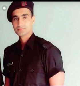 देवबंद07फरवरी25*दुखद हादसे में भारतीय सेना के जवान शहीद हो गए फरमान त्यागी