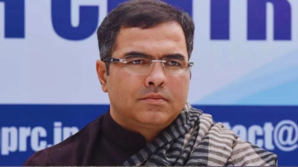 दिल्‍ली08फरवरी25*सीएम की रेस में आगे केजरीवाल को हराने वाले प्रवेश वर्मा*