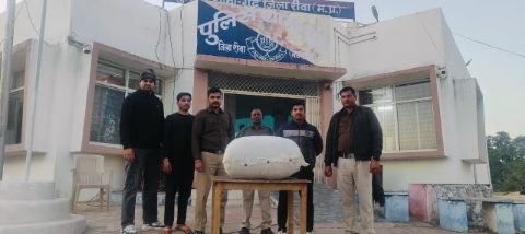 रीवा07फरवरी25*पकडा गया 23 किलो अबैध मादक पदार्थ गाँजा*