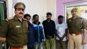 लखनऊ12फरवरी25*अवैध रूप से गैस रिफिलिंग करने वाले 4 आरोपी अरेस्ट।