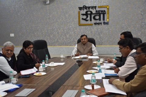 रीवा11फरवरी25*फीडर सेपरेशन में देरी करने वाली निर्माण एजेंसी को ब्लैकलिस्टेड करें - कमिश्नर*
