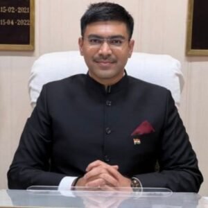 सहारनपुर18फरवरी25*जिलाधिकारी ने यात्रा के दौरान हेलमेट एवं सीटबेल्ट लगाने के लिए जारी किया आदेश*