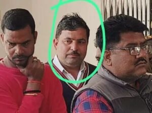 कानपुर नगर22फरवरी25*डीएम ने गुटखा खाकर आए फरियादी पर लगाया जुर्माना