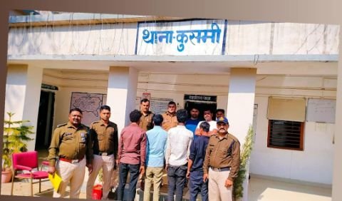 सीधी22फरवरी25*हत्या के चार आरोपियों तथा एक विधि विरुद्ध बालक को कुसमी पुलिस नें किया गिरफ्तार।*