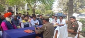 हरदोई23फरवरी25*पिहानी कोतवाली में होली व रमजान पर सौहार्द्र के मद्देनजर प्रशासन ने की बैठक